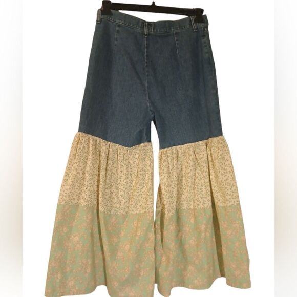 Upcycled recycled customized vintage hippie gypsy  bell bottom denim jean 12 - Picture 6 of 12